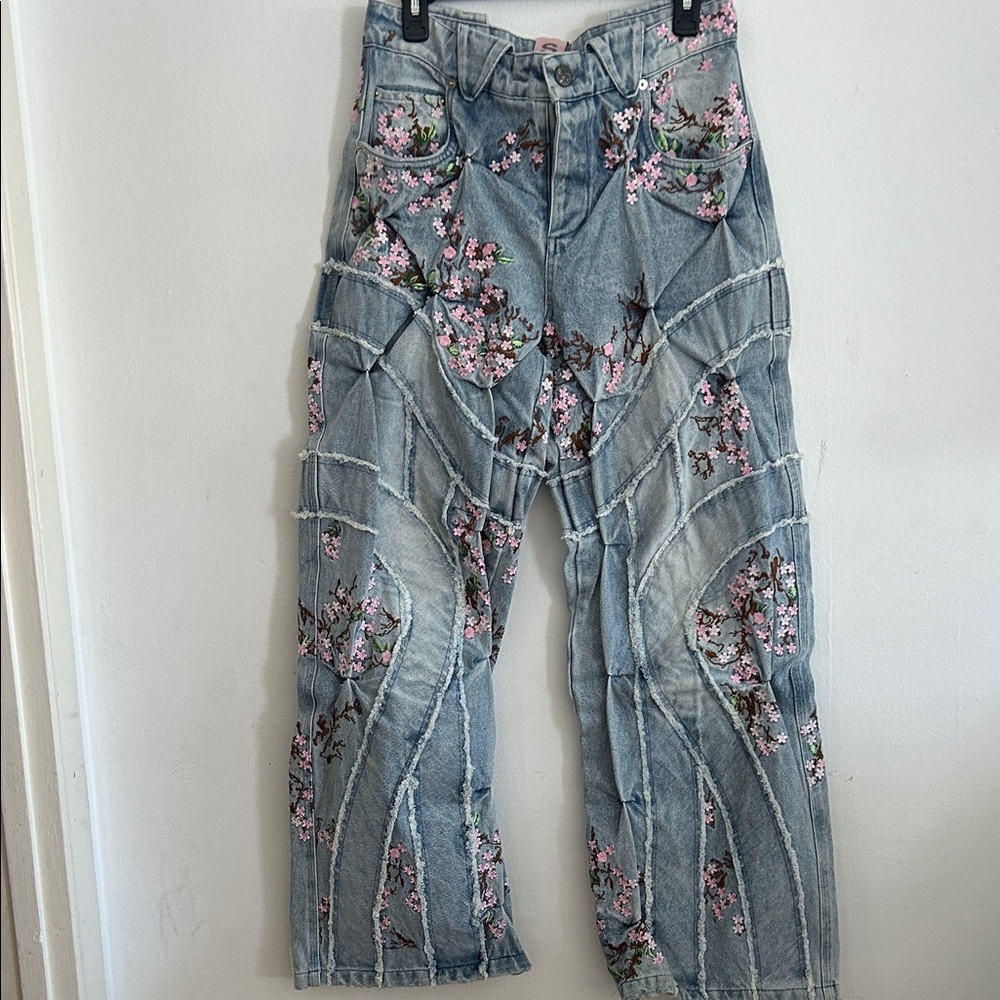 Women's Light Blue Floral Embroidered Jeggings
